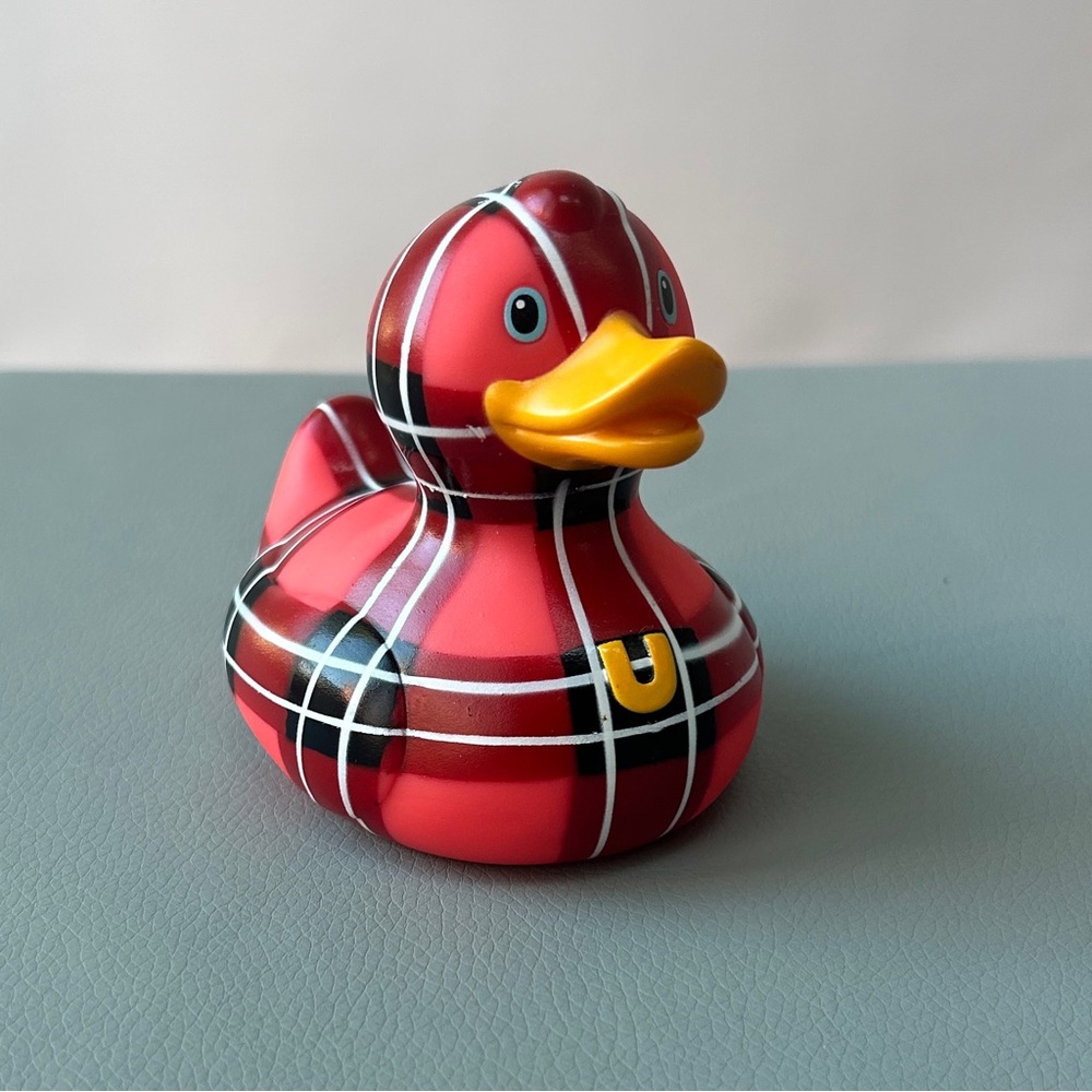 🇬🇧 Bud Duck Luxury McDuck Plaid Red Rubber Duck Collectable UK EnglandScotland